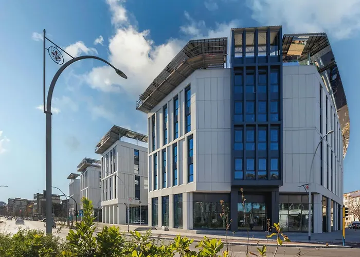 The Social Hub Belfiore Extended